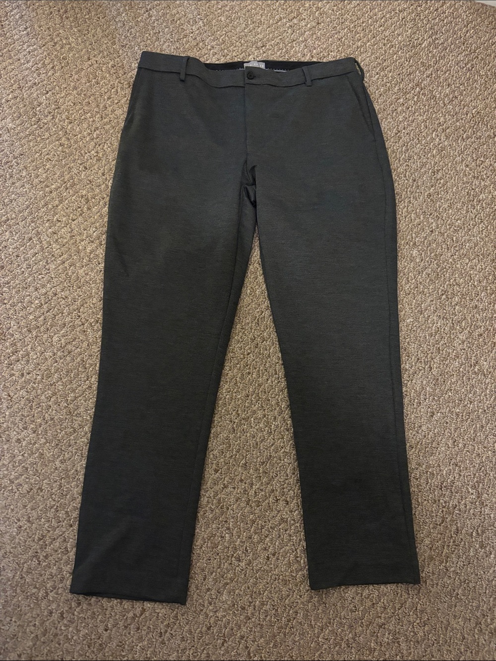 NWT Ted Baker Classic Grey Straight-Leg Pants Size 38/32